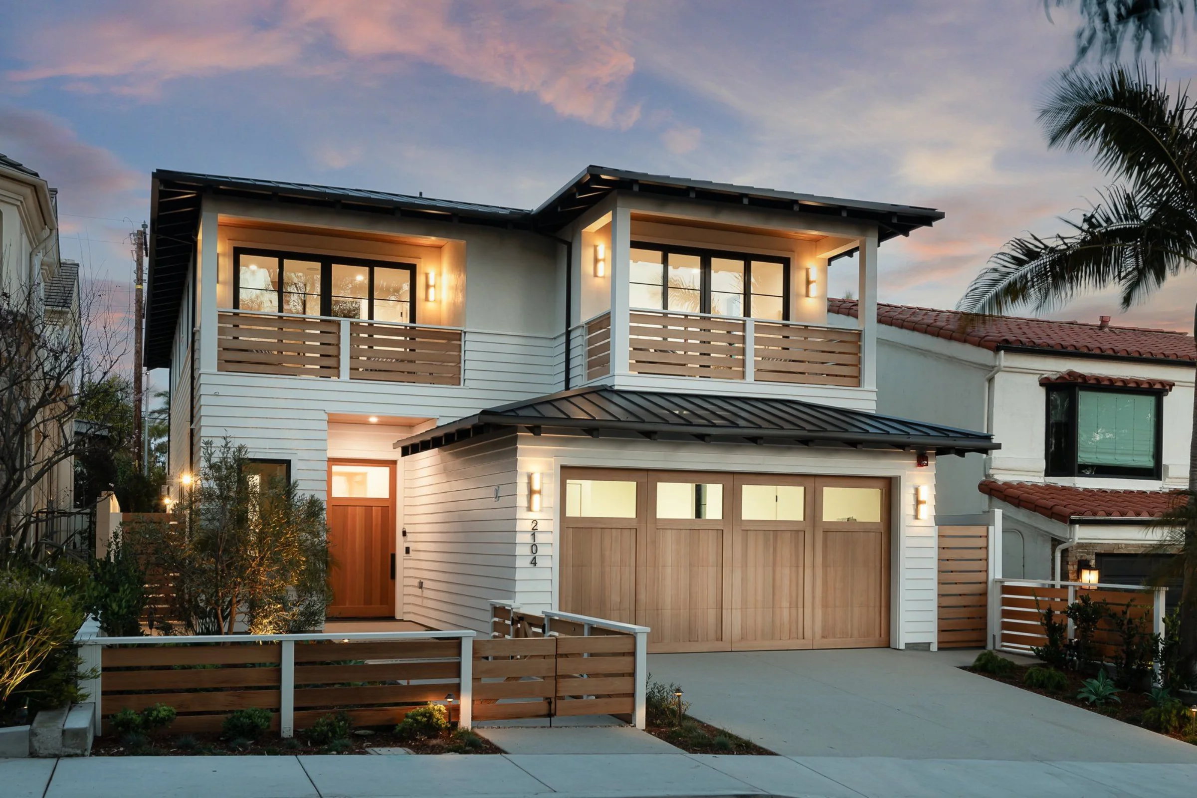 2104 Laurel Ave